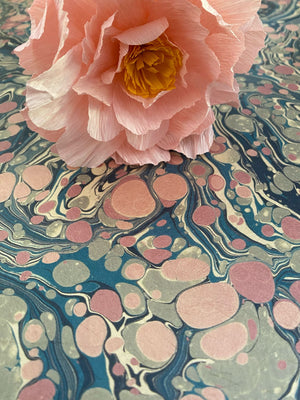 Flora Rosa Mica Wallpaper