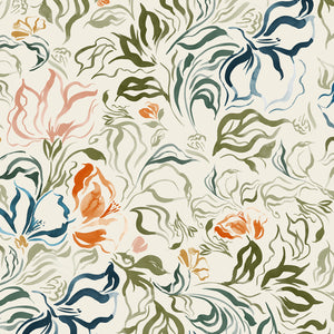 Eva wallpaper by Curate Space in off-white, full repeat of a large-scale painterly floral