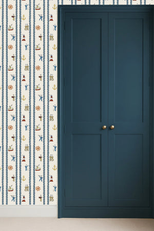 Stow Away With the Sailors Wallpaper